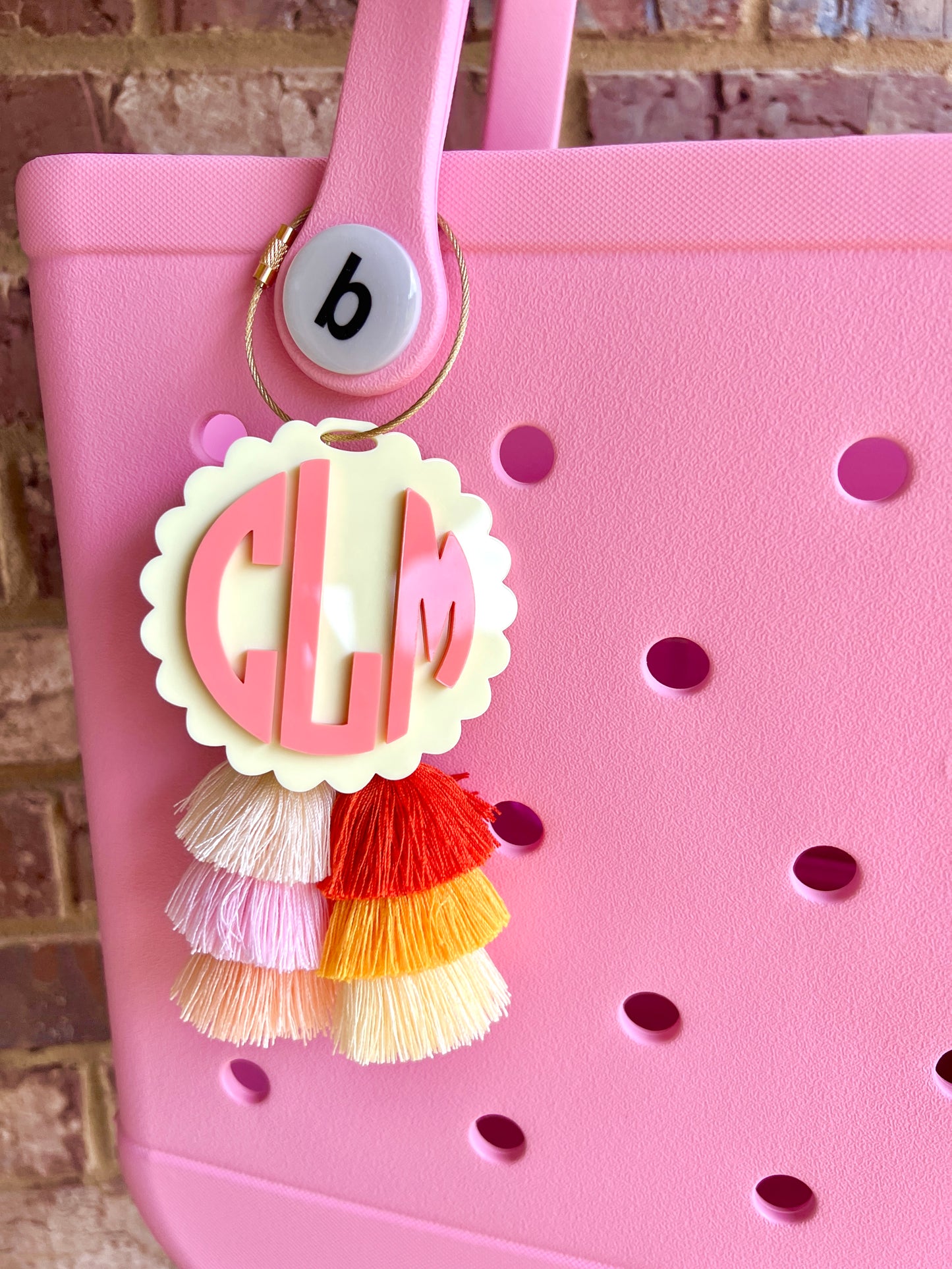 Circle Monogram Bag Charm - Solid Colors